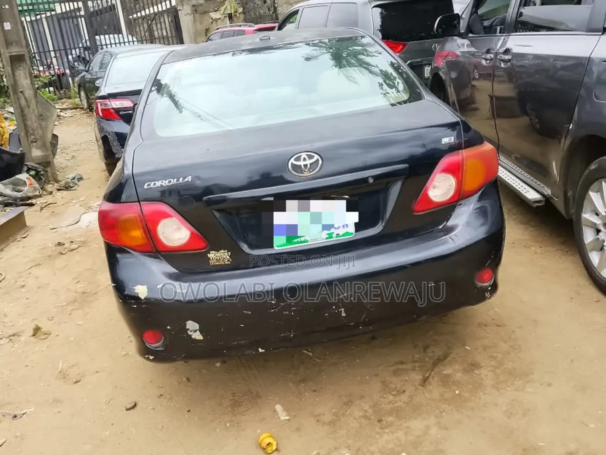 Toyota Corolla 2009 Black