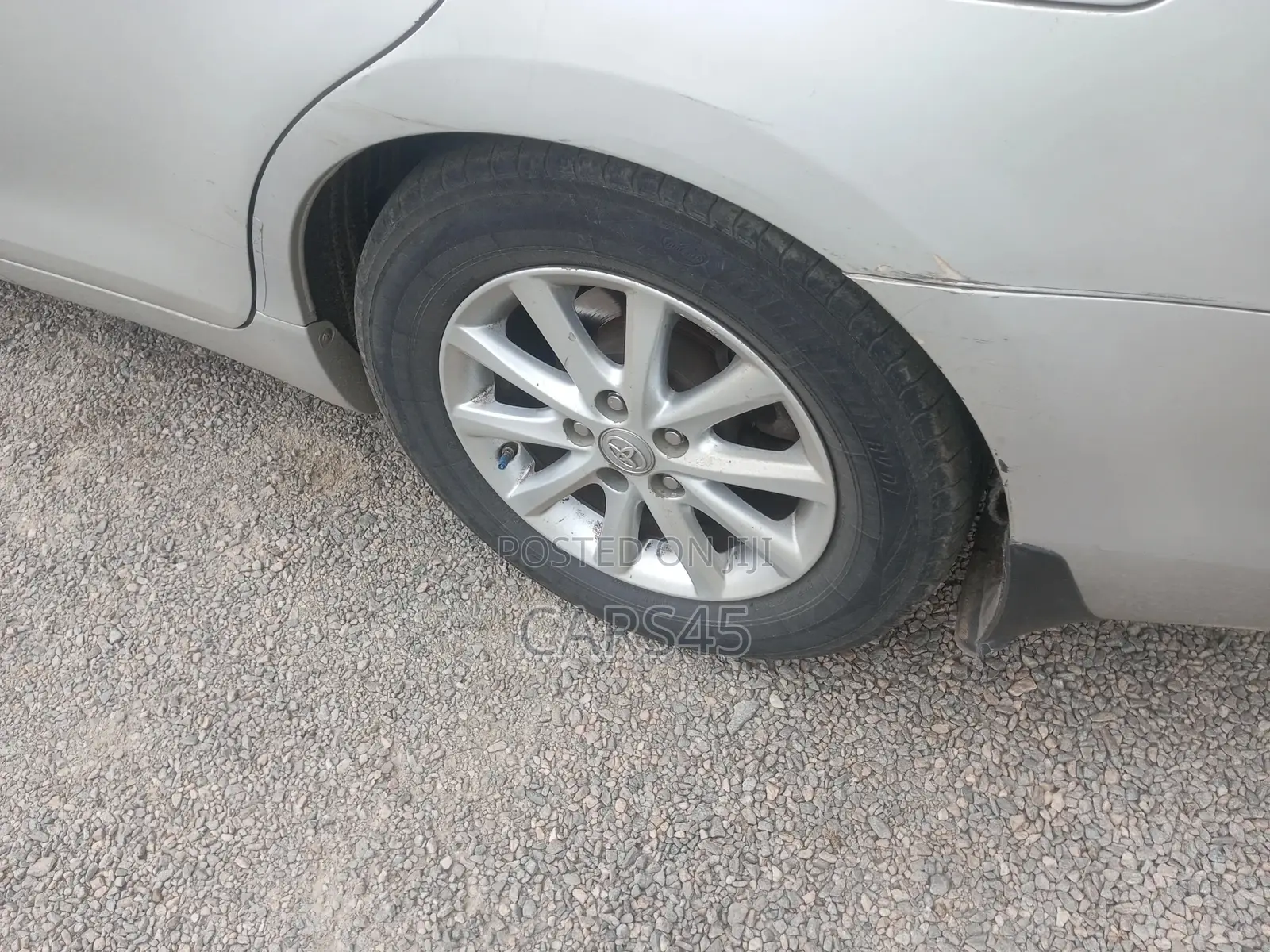 Toyota Camry 2011 Silver