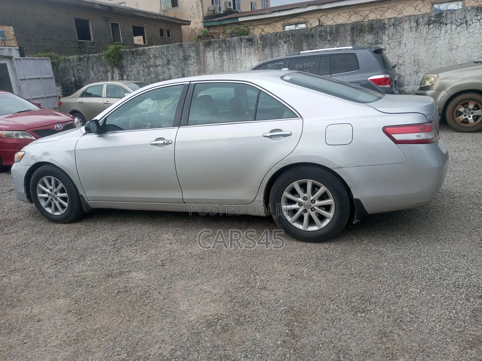 Toyota Camry 2011 Silver