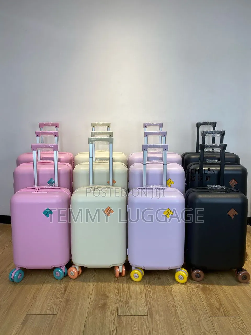 Unbreakable Plastic Luggage Boxes