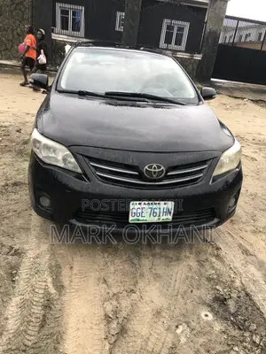 Toyota Corolla XLE 4dr Sedan (1.8L 4cyl 4A) 2010 Black
