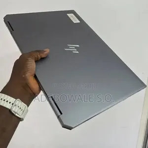 Laptop HP ZBook Studio x360 15 G6 16GB Intel Core i7 SSD 256GB
