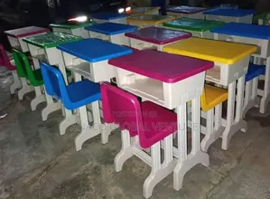 Children Plastic Table and Chair From 5 to 15 Years Old Child