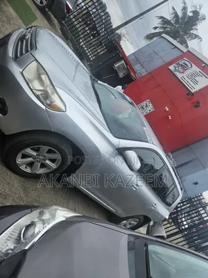 Toyota Highlander Base 2010 Silver