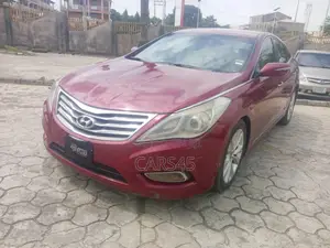 Hyundai Azera 2013 Red