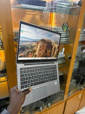 Laptop HP ZBook Firefly 14 G7 8GB Intel Core i5 SSD 256GB