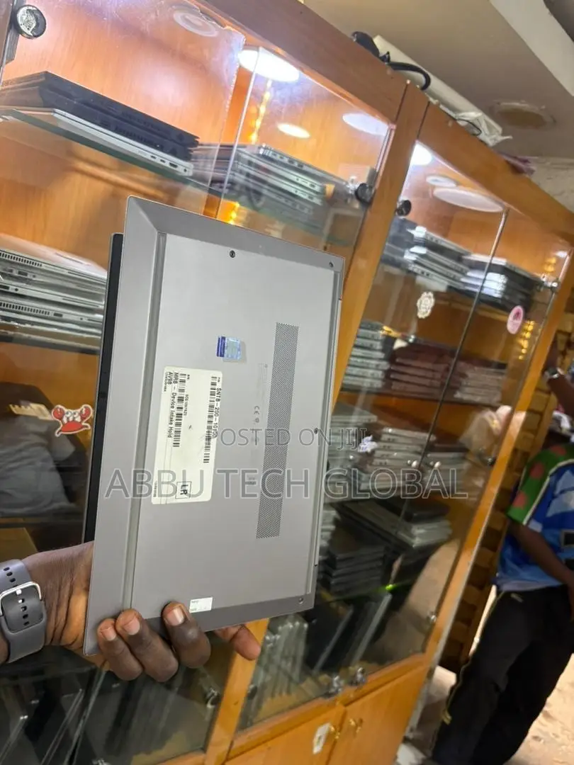 Laptop HP ZBook Firefly 14 G7 8GB Intel Core i5 SSD 256GB