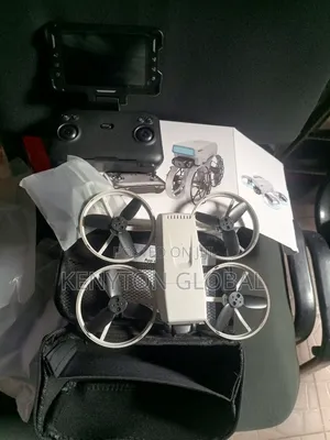 F200 GPRS Foldable Drone