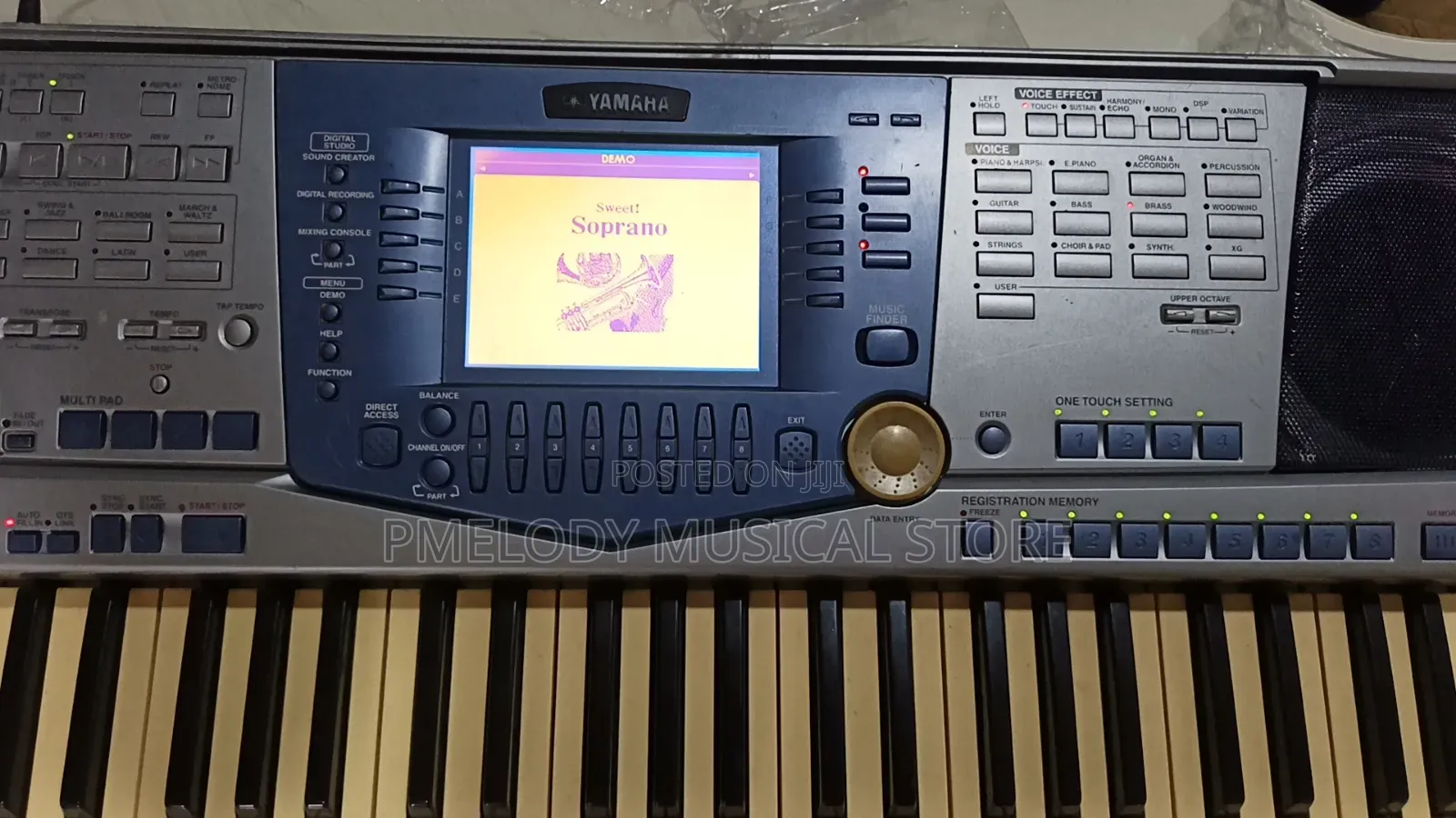 Yamaha PSR 1100