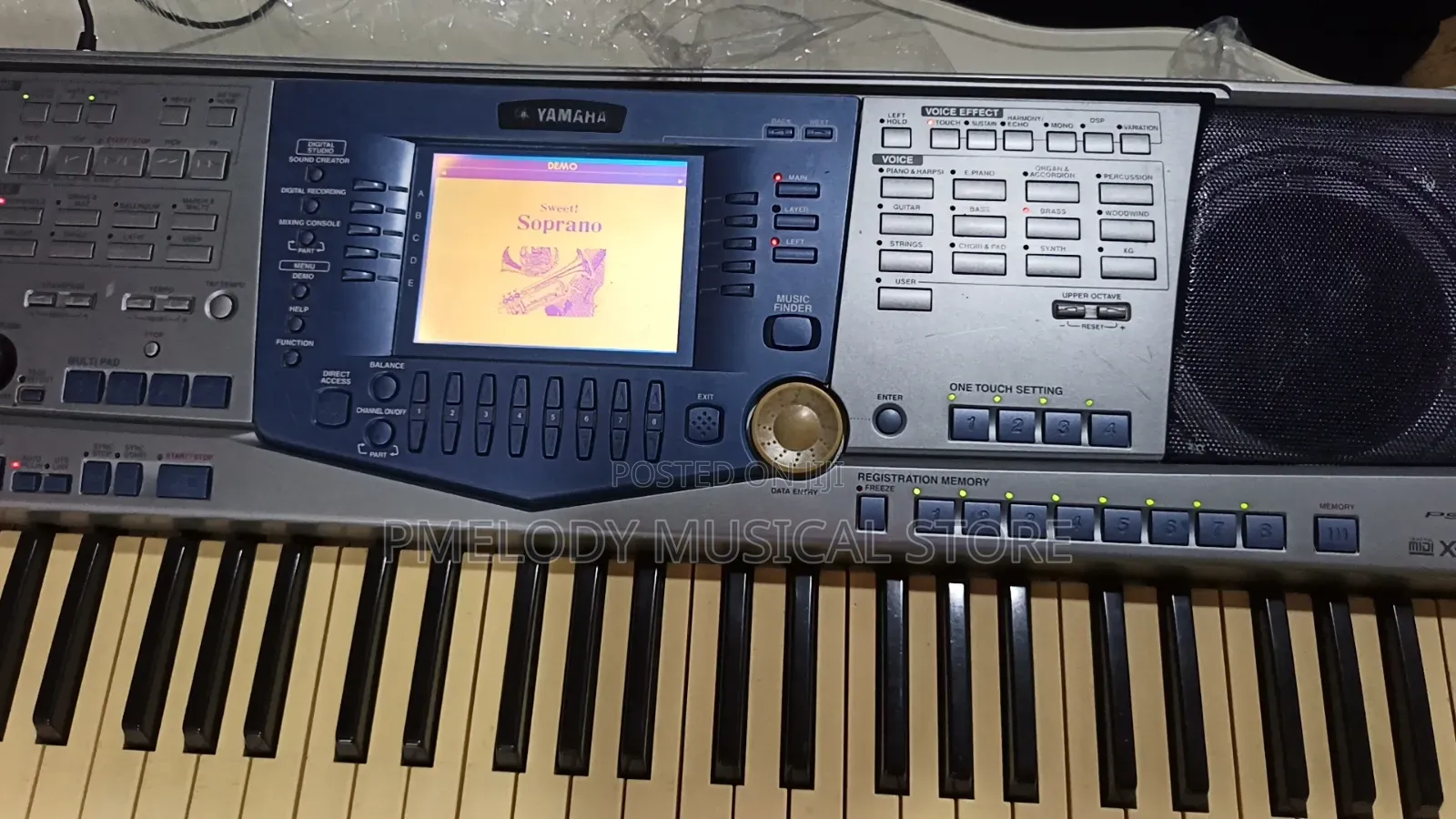 Yamaha PSR 1100