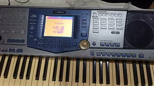 Yamaha PSR 1100