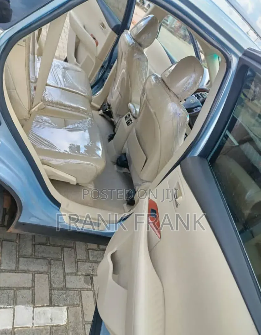 Lexus RX 2010 Blue