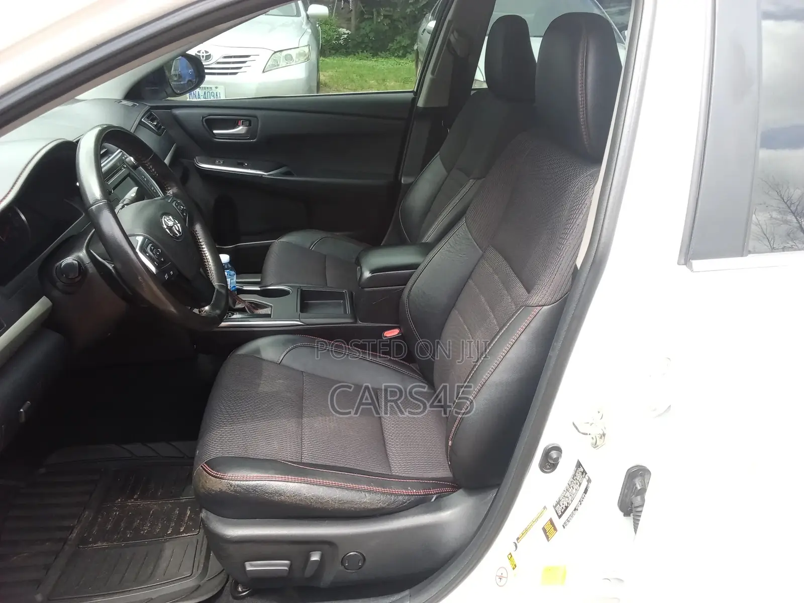 Toyota Camry 2016 White