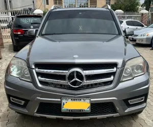Mercedes-Benz GLK-Class 2011 Gray