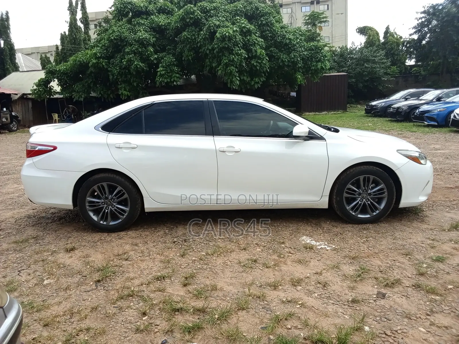 Toyota Camry 2016 White