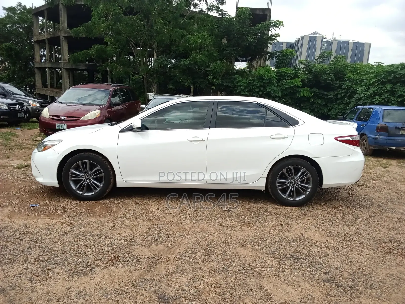 Toyota Camry 2016 White