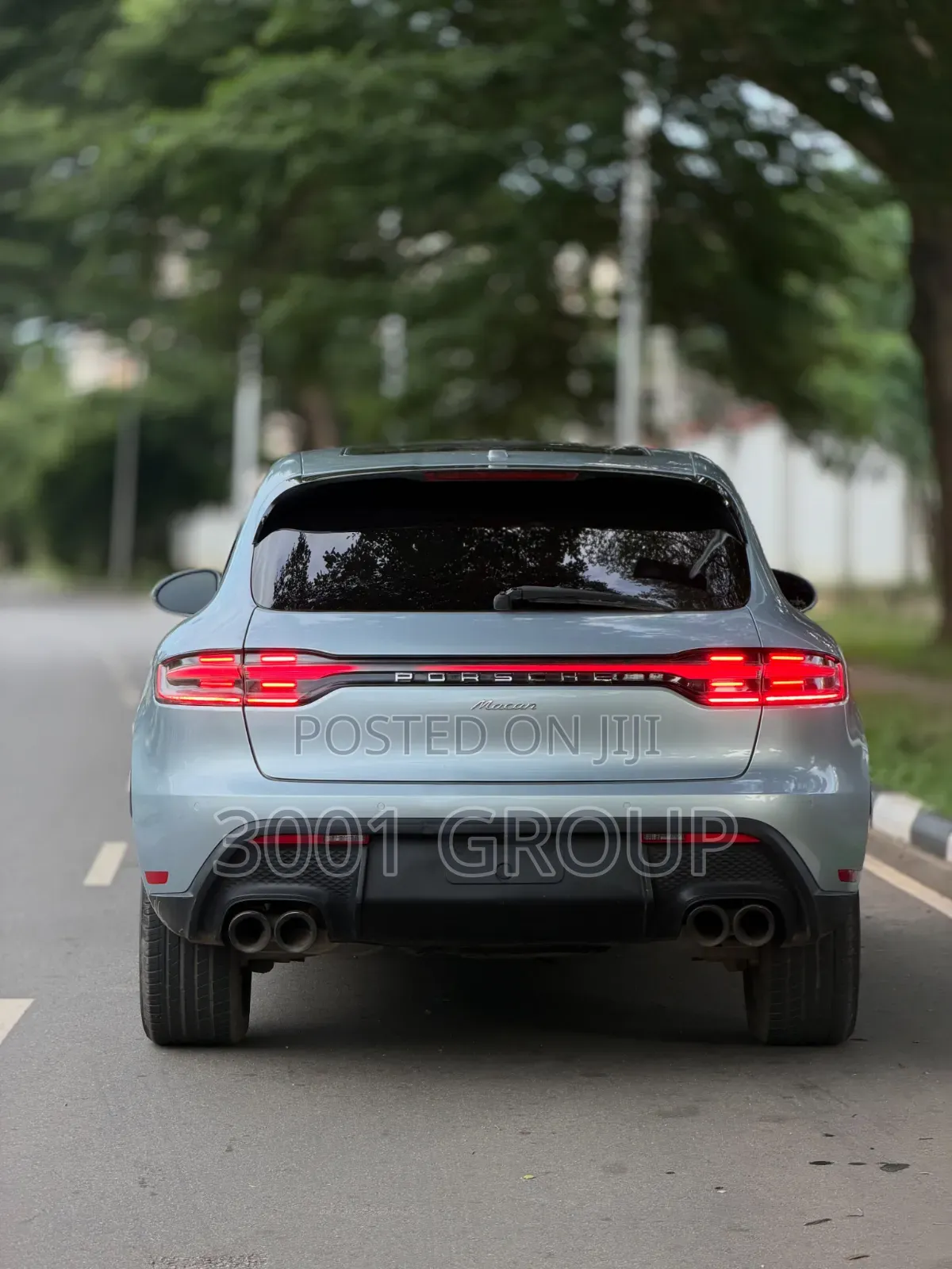 Porsche Macan 2023 Silver