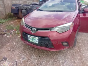 Toyota Corolla LE Eco 4dr Sedan (1.8L 4cyl CVT) 2014 Red