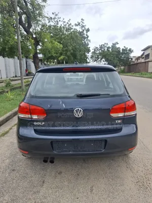 Volkswagen Golf 2010 Blue