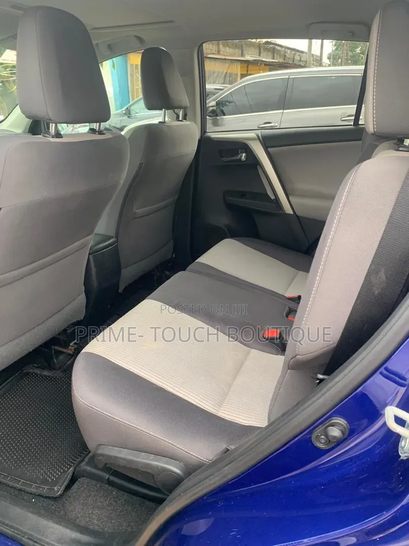 Toyota RAV4 2014 Blue