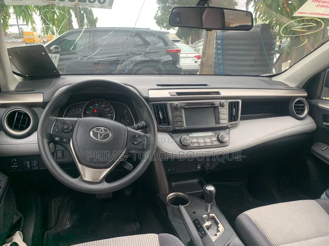 Toyota RAV4 2014 Blue