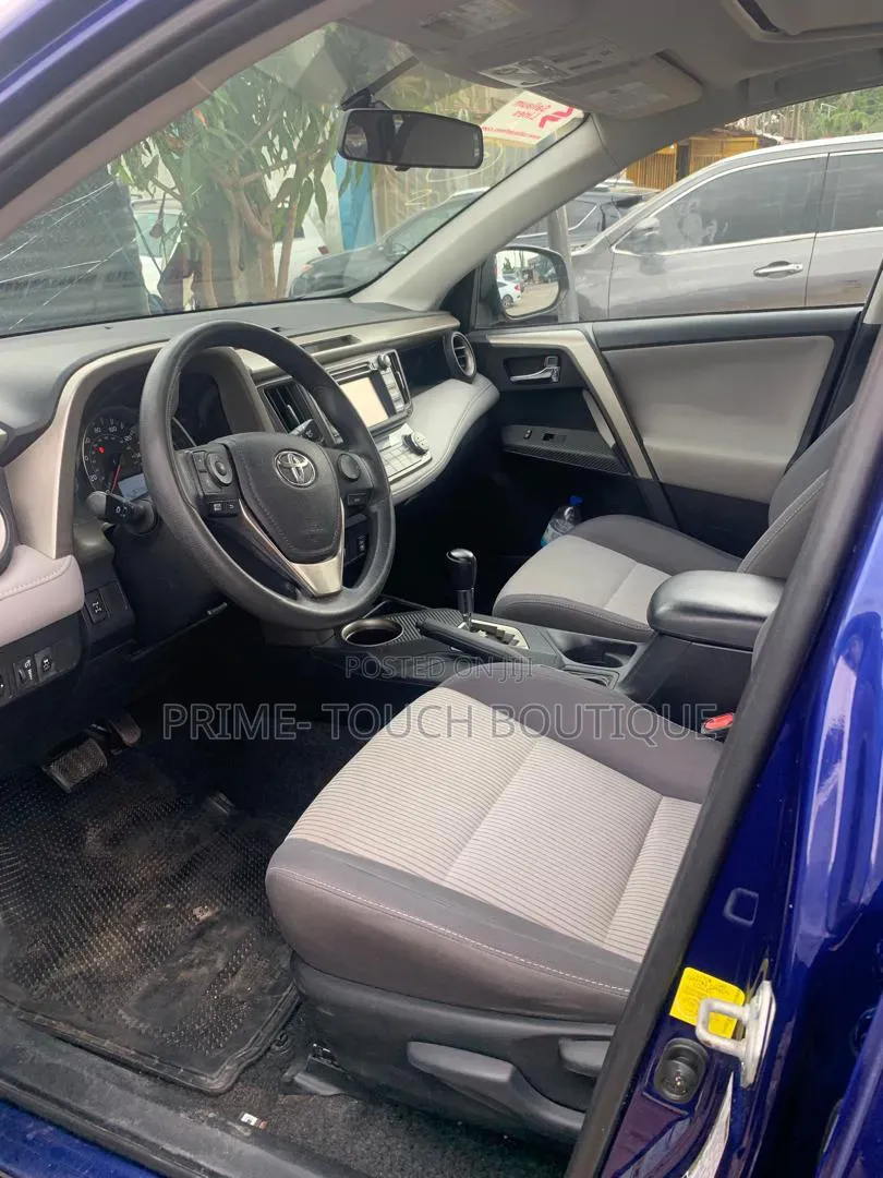 Toyota RAV4 2014 Blue