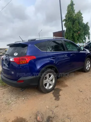 Toyota RAV4 2014 Blue