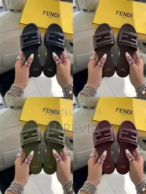 Stylish Women’s Slide Sandals