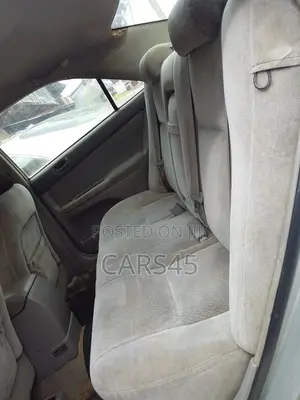 Toyota Camry 2004 Silver