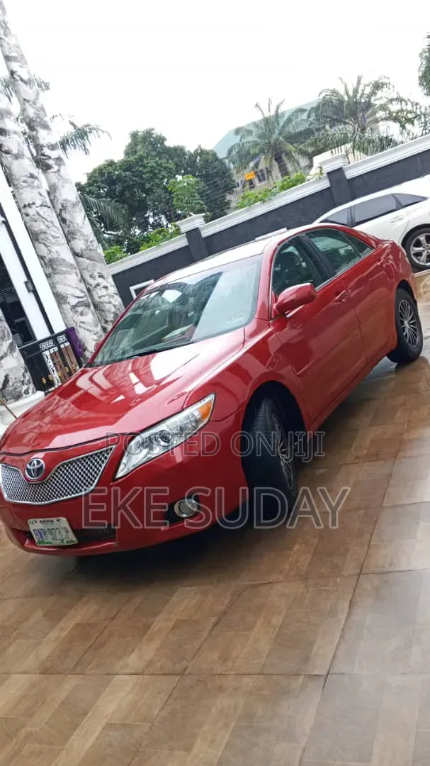 Toyota Camry 2010 Red