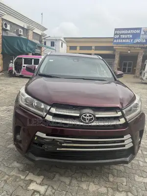 Toyota Highlander 2015 Beige