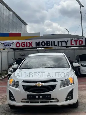 Chevrolet Cruze 2012 White