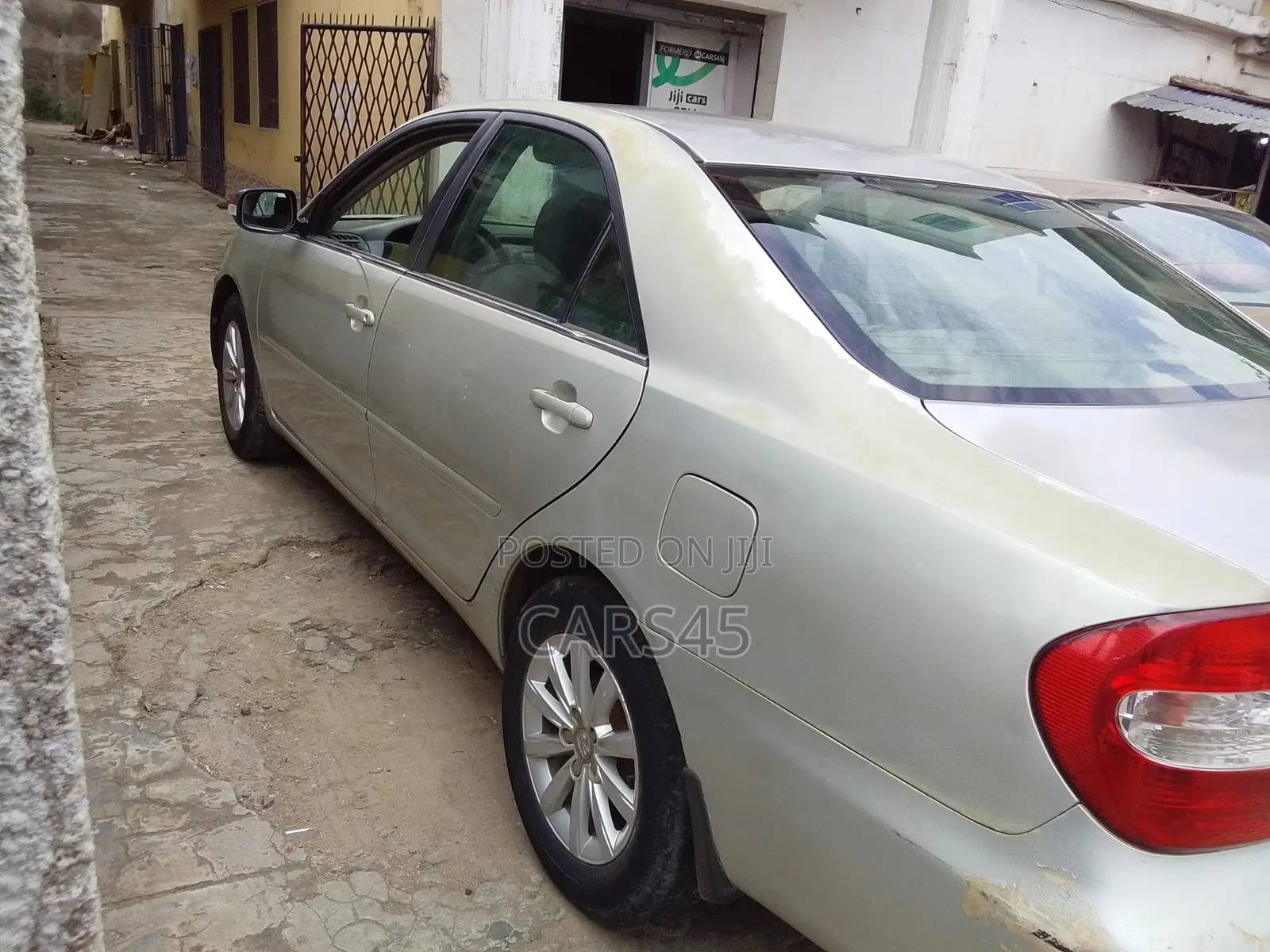 Toyota Camry 2004 Silver