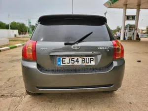 Toyota Corolla 2005 Gray