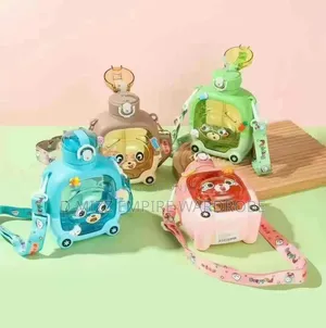 700ML Strong Character Water Bottle