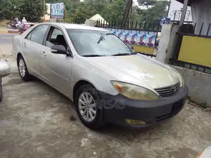Toyota Camry 2004 Silver