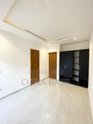 3bdrm Apartment in Ikate for sale