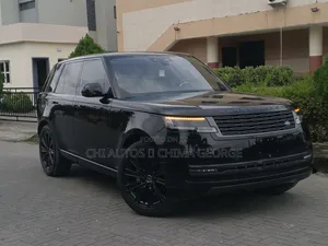 Land Rover Range Rover P400 SE SWB 2023 Black