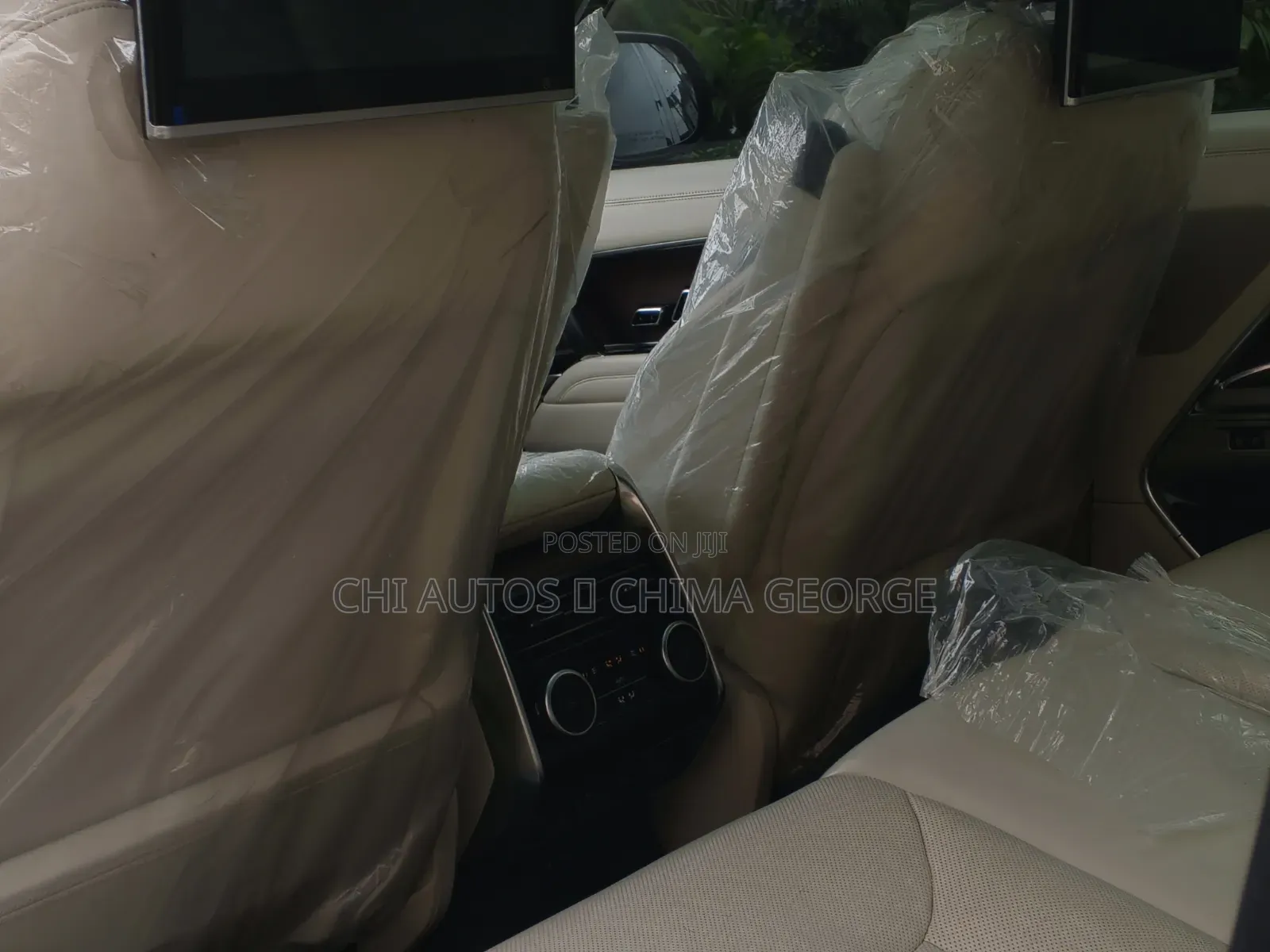 Land Rover Range Rover P400 SE SWB 2023 Black