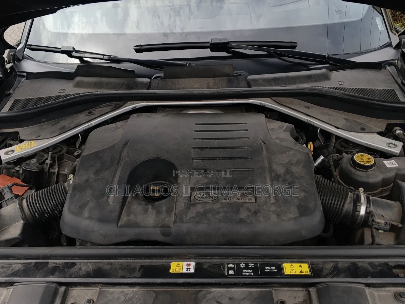 Land Rover Range Rover P400 SE SWB 2023 Black