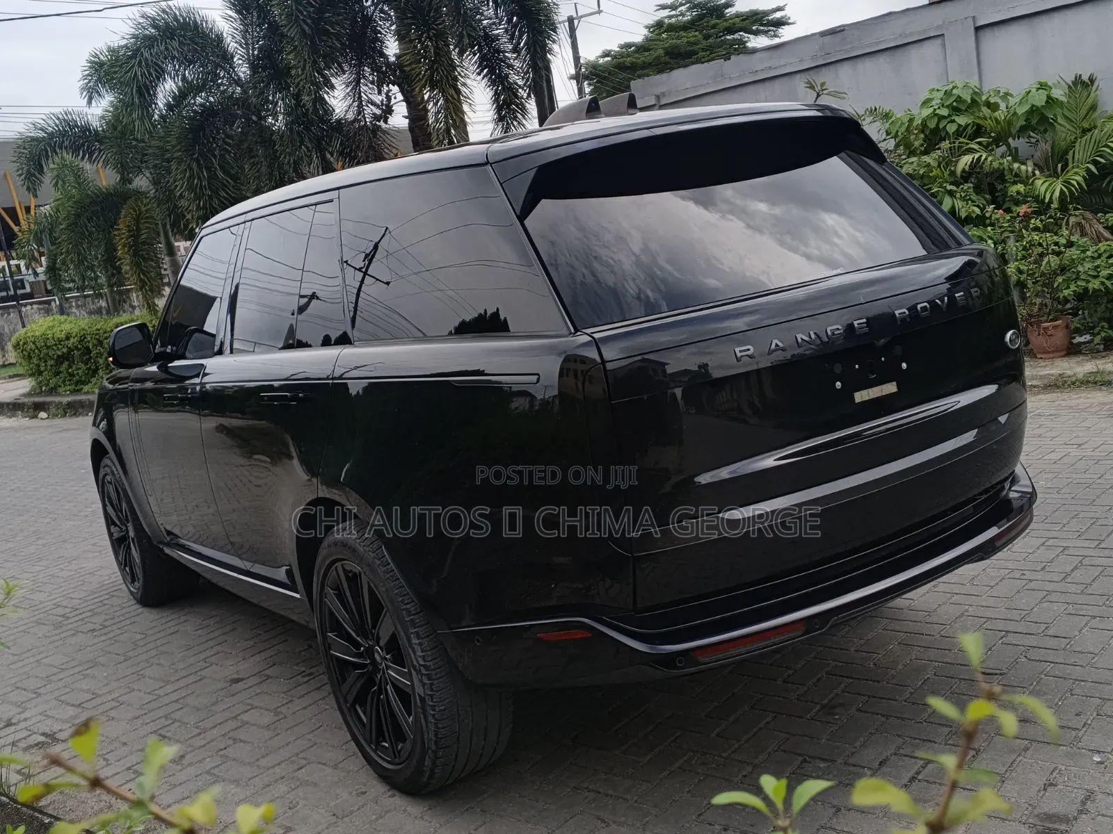 Land Rover Range Rover P400 SE SWB 2023 Black