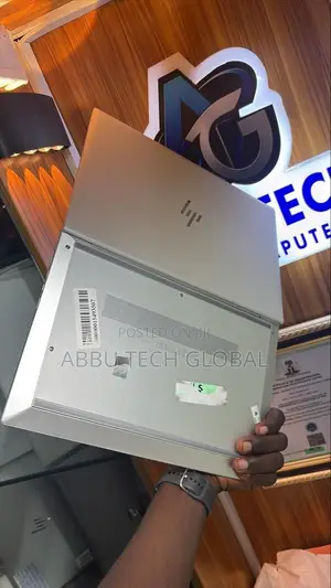 Laptop HP EliteBook 830 G8 16GB Intel Core i7 SSD 512GB