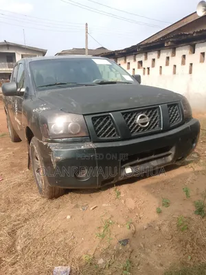 Nissan Titan 2008 Green