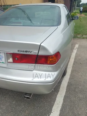 Toyota Camry 2001 Silver