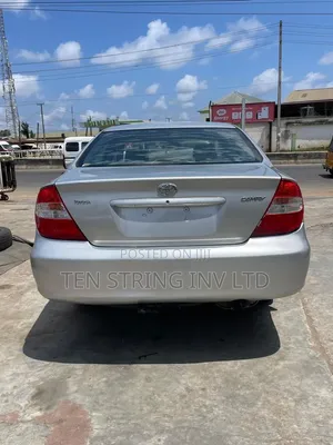 Toyota Camry 2004 Silver