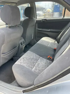 Toyota Camry 2004 Silver