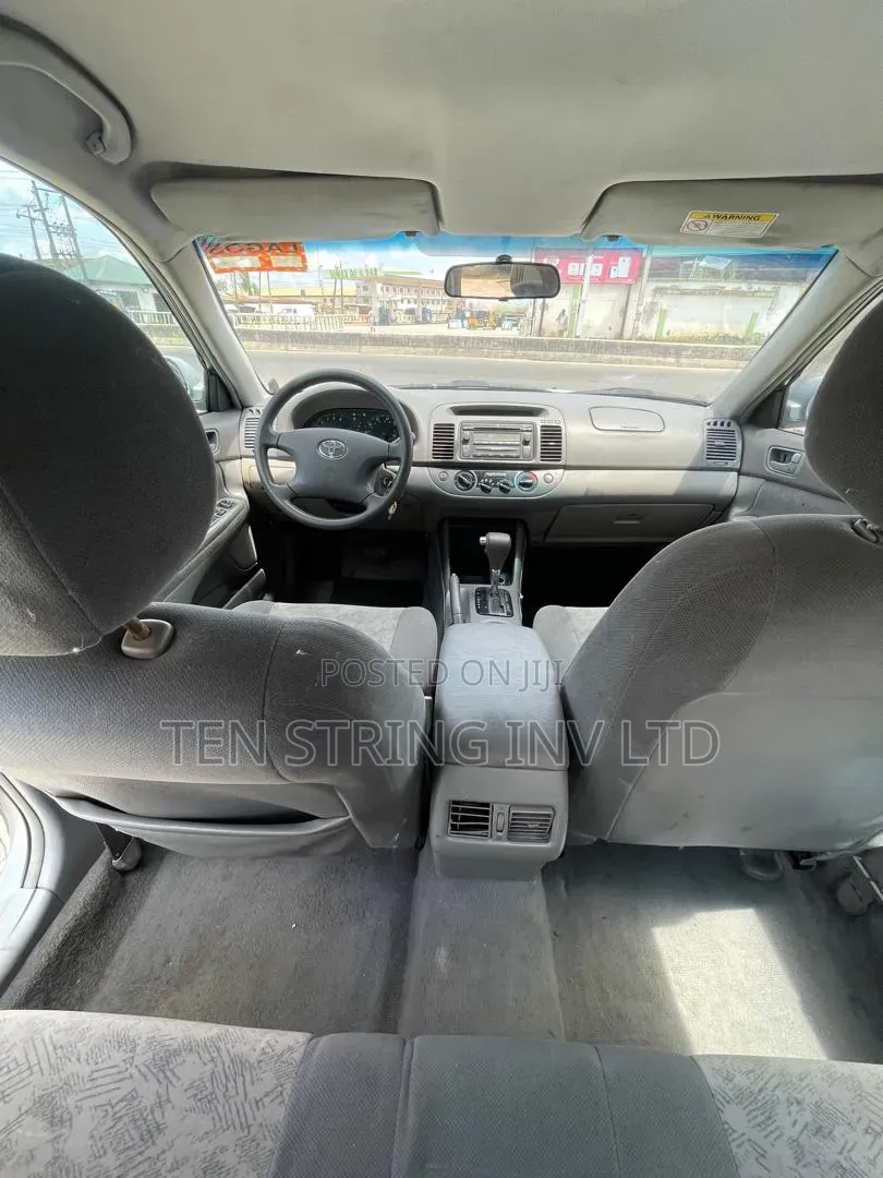 Toyota Camry 2004 Silver