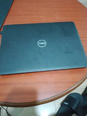 Laptop Dell Latitude 3400 12GB Intel Core i5 SSD 500GB