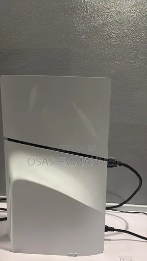 Ps5 Slim Standard 1TB With Two Pads