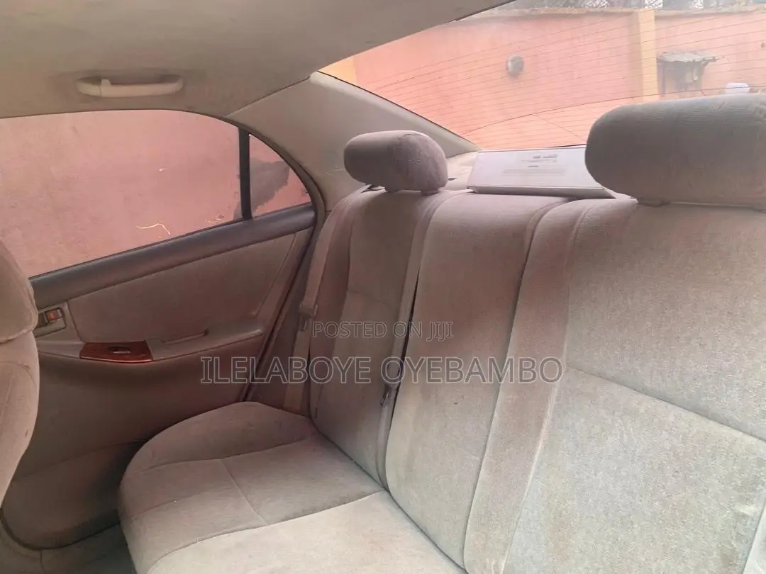 Toyota Corolla 2003